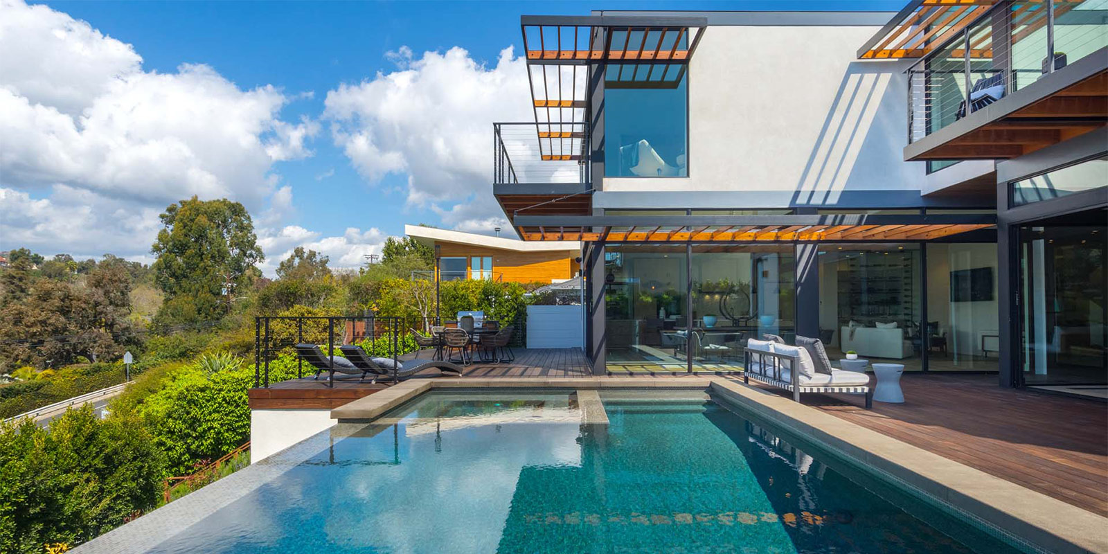 Custom Single-Family LivingHome 7 RK-SM-1_098_DCC